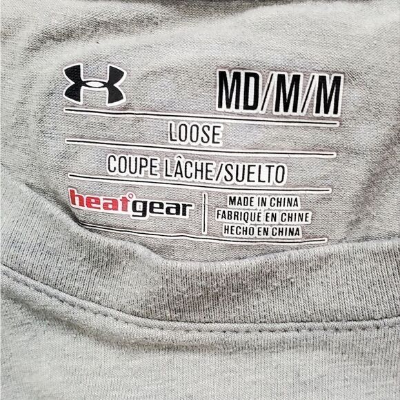 Under Armour Gray & Camo Heat Gear   T- Shirt - Picture 3 of 3